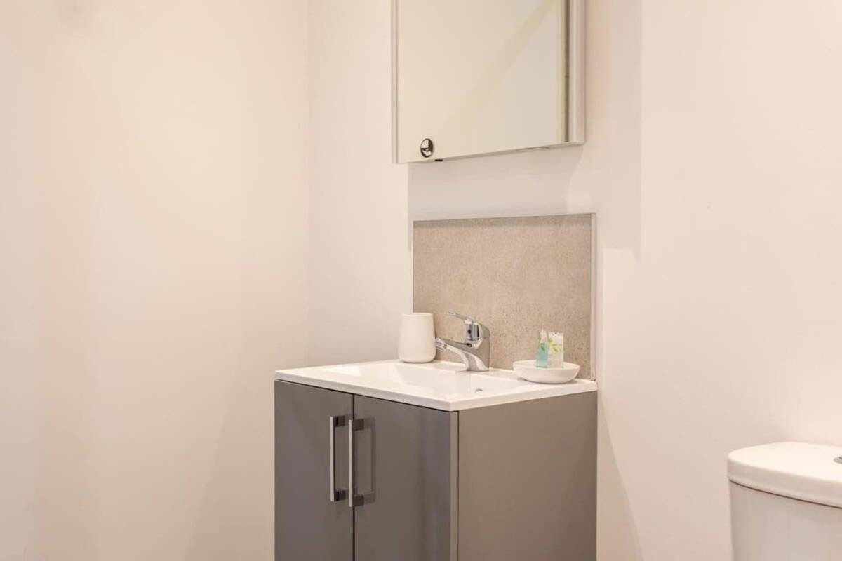 Amazing 1 Bedroom Apartment Leeds Leeds  Extérieur photo